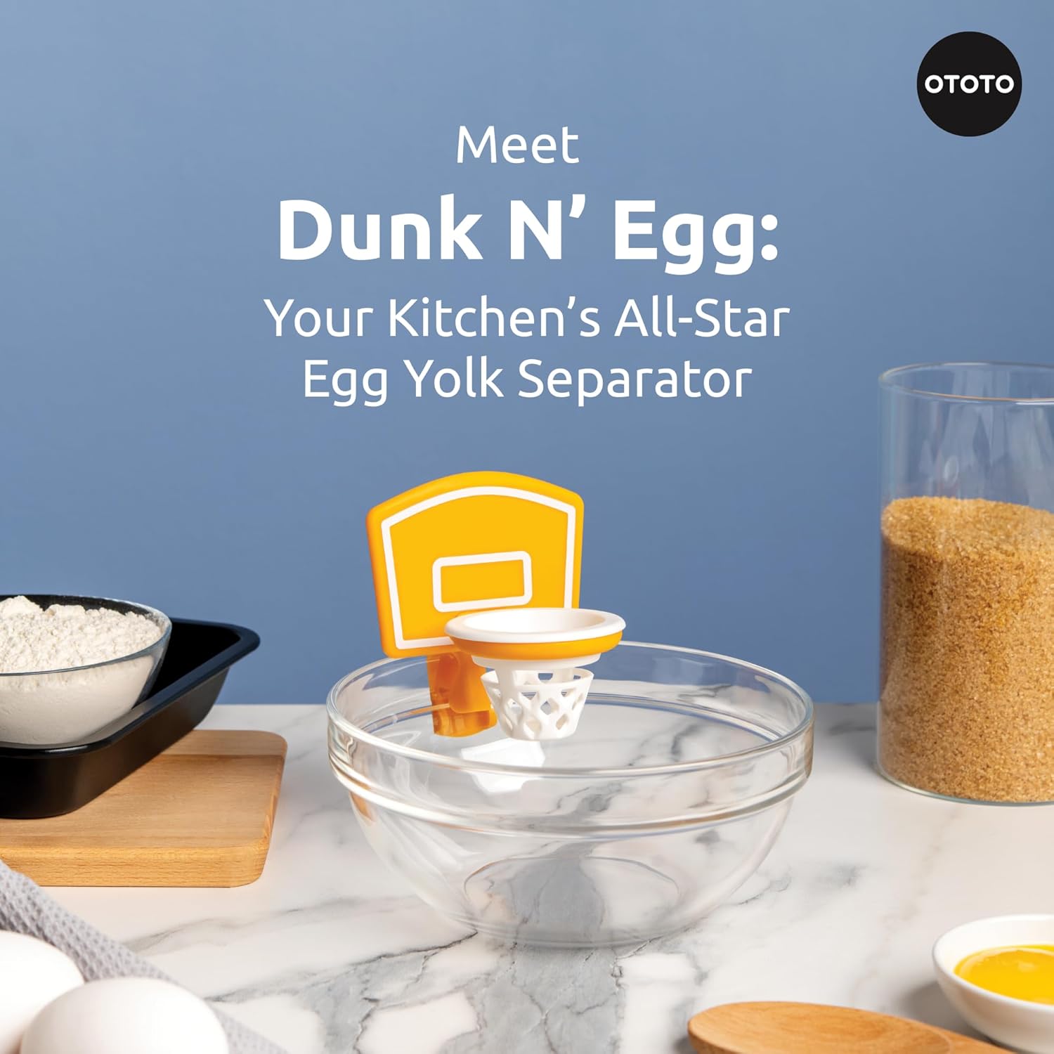 Easy-to-use egg white separator tool for separating egg whites and yolks, ideal for making meringues, cakes, and other egg-based recipes