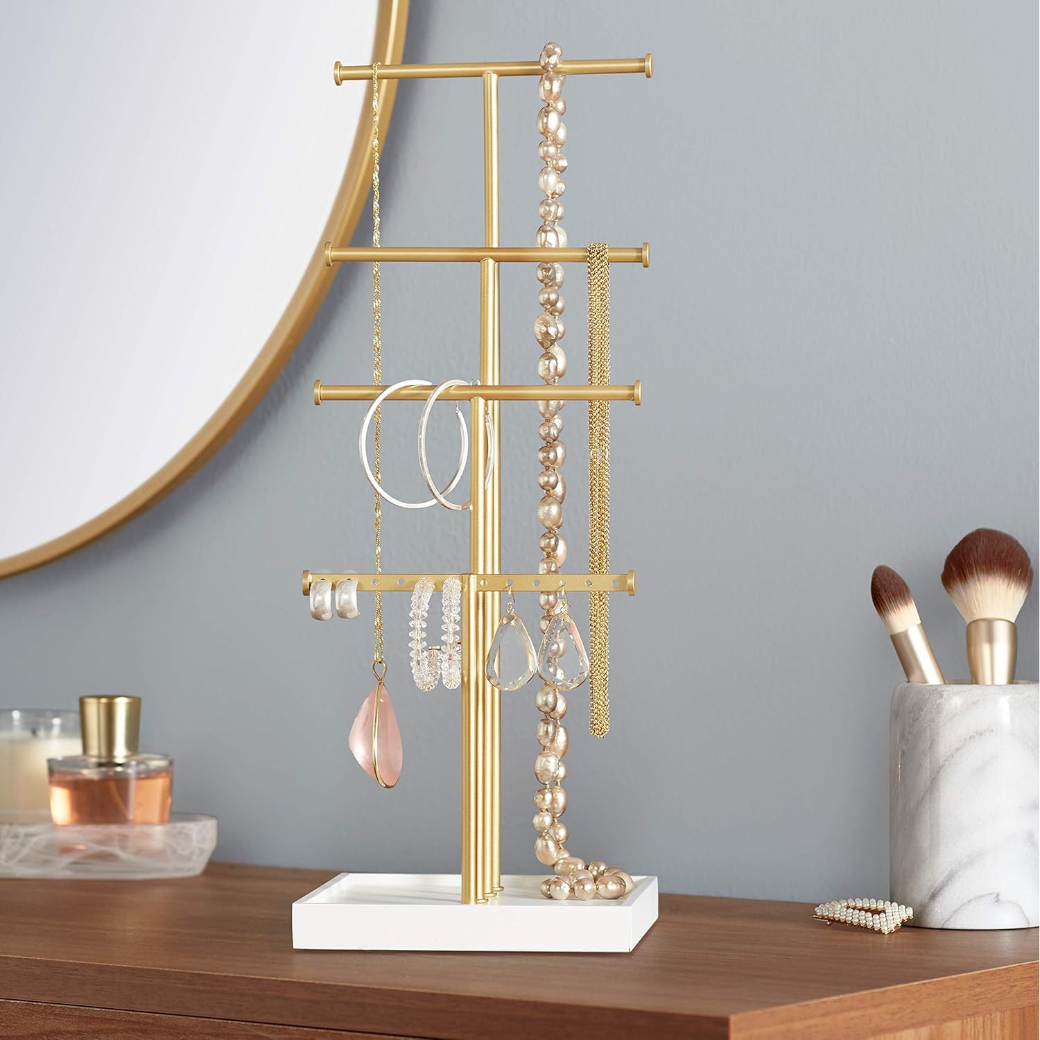 Sleek jewelry display rack designed for showcasing beautiful jewelry pieces, featuring an elegant design that complements any home decor